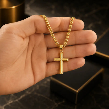 Corrente Grumet Dupla Lacraia Masculina + Pingente Cruz Detalhada Banhados a Ouro 18k