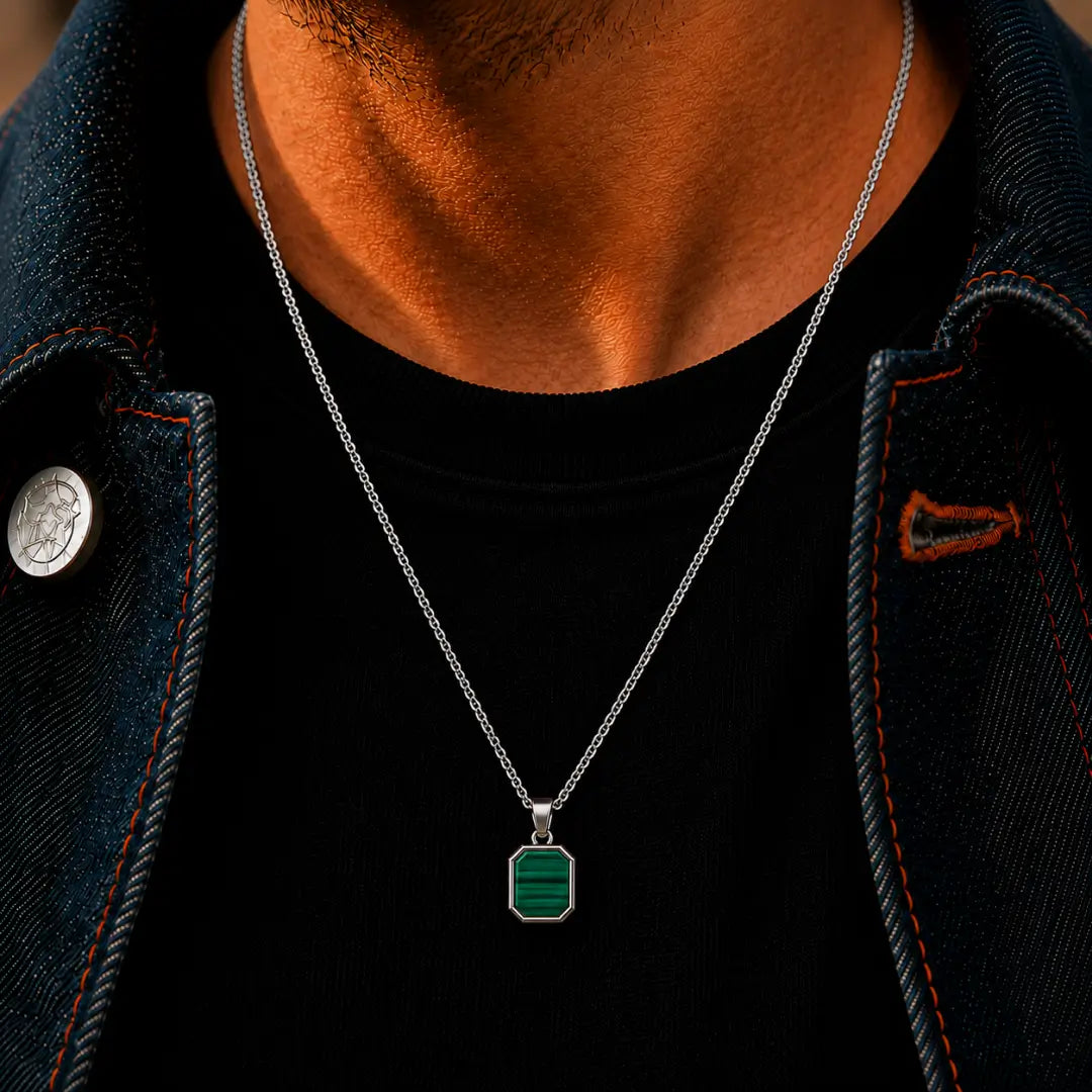Colar masculino de aço inoxidável prata com pingente Malaquita