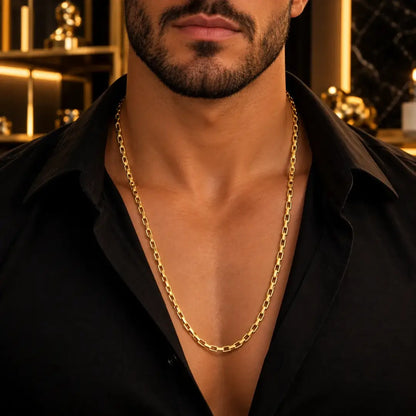 Cordão Tijolinho Masculino 1,6mm dourado no pescoço