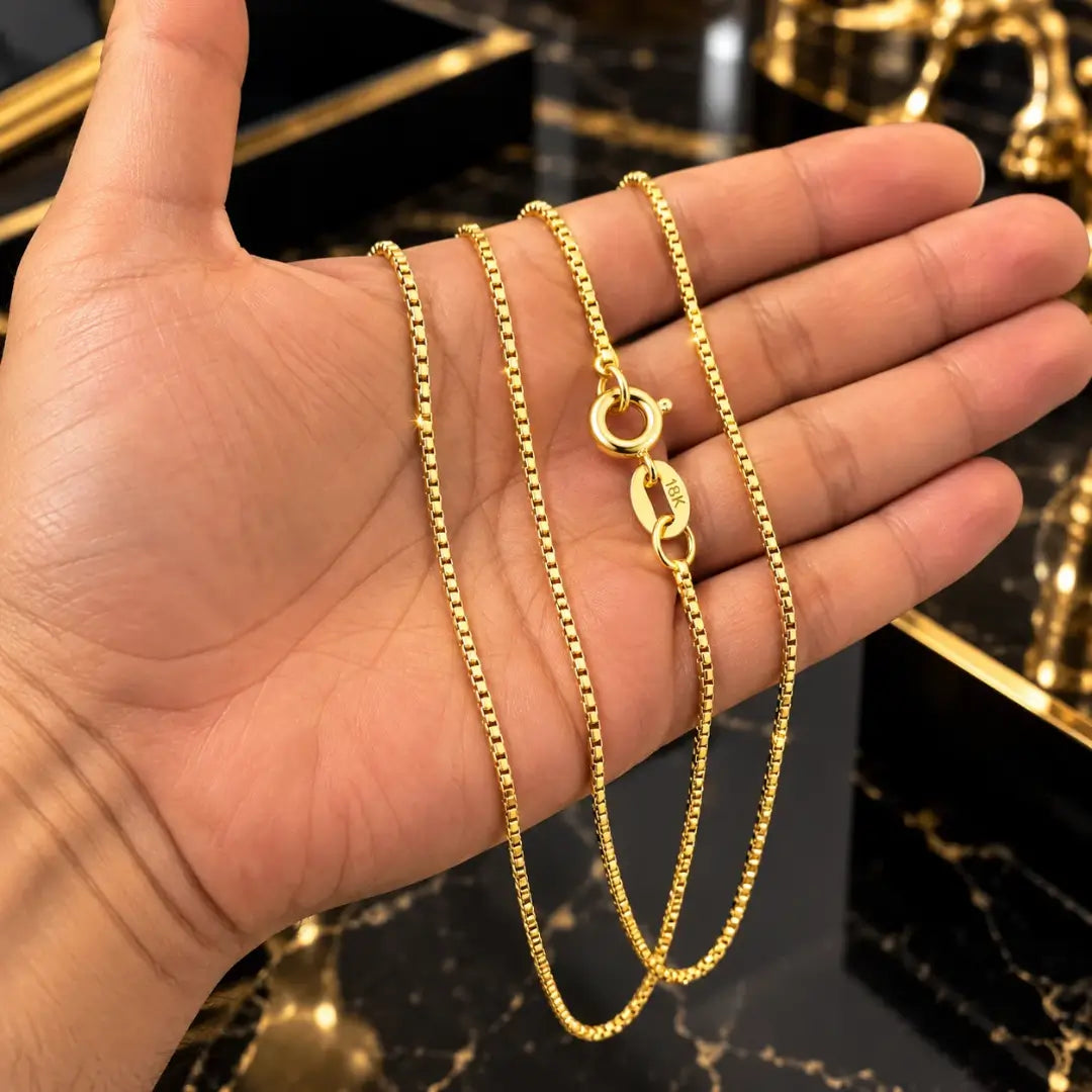 Acabamento dourado da Corrente Veneziana Masculina banhada a ouro 18K