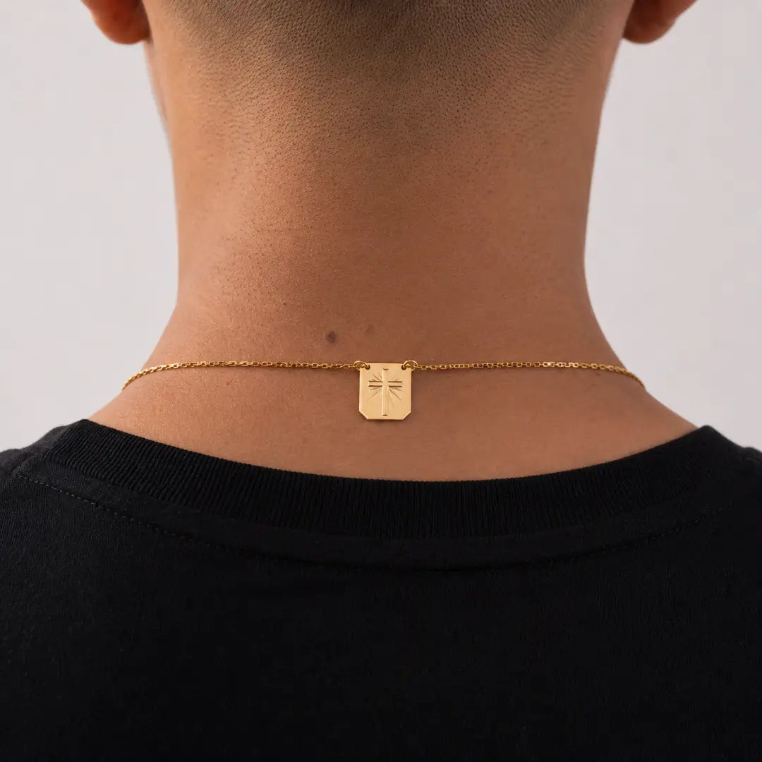 Corrente Escapulário Veneziana Pingente Cruz Banhado a ouro18k Plaquinha Espirito santo e Crucifixo Folheado