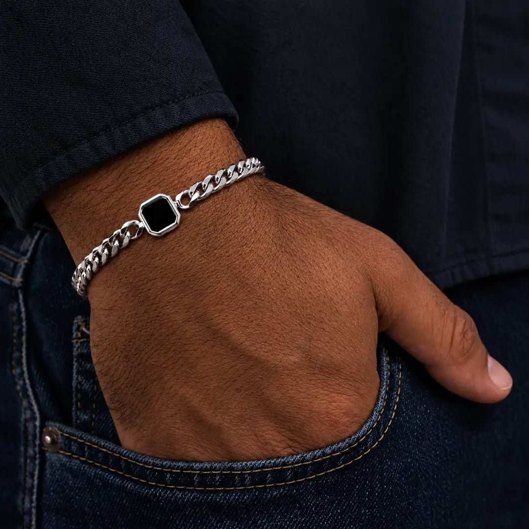 Pulseira masculina de aço inoxidável 5mm no pulso