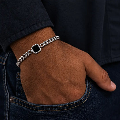 Pulseira masculina de aço inoxidável 5mm no pulso